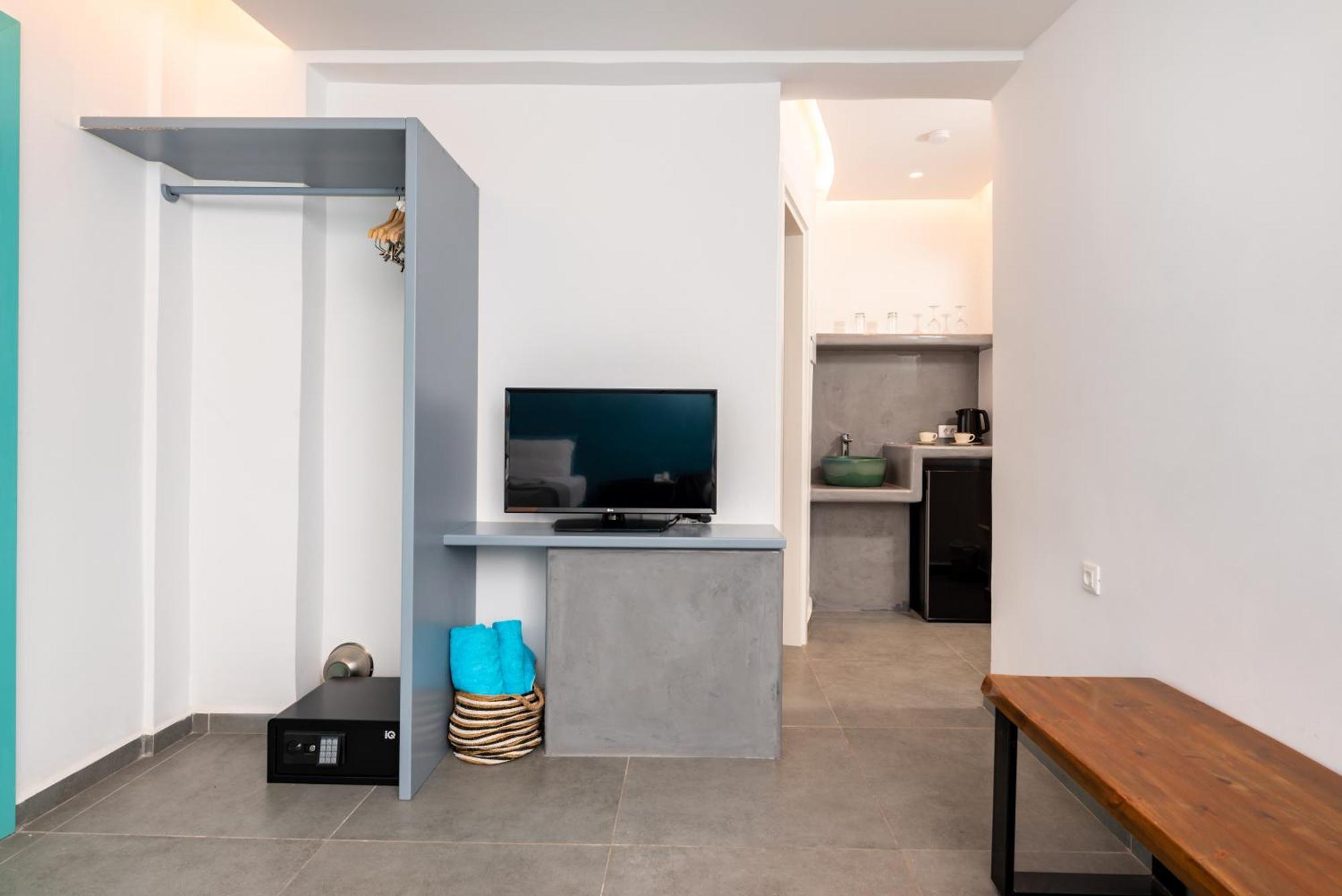 מלון פריבולוס Santa Irina Luxury Sunny Lofts מראה חיצוני תמונה